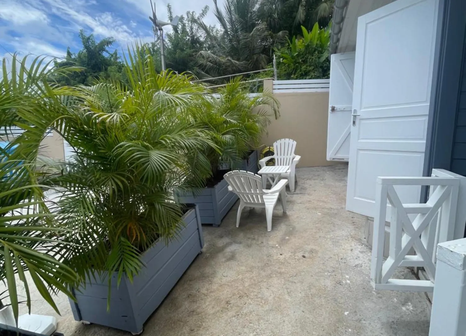 Petit F2 Entierement Renove Equipe En Energie Solaire Et Citerne D Eau Apartment Guadeloupe