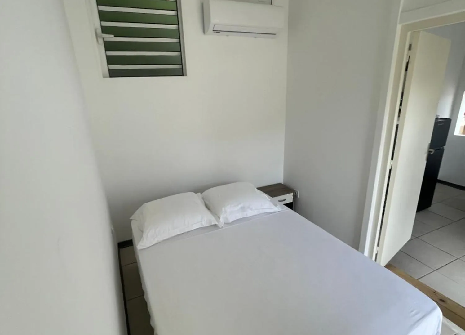 Petit F2 Entierement Renove Equipe En Energie Solaire Et Citerne D Eau Apartment Guadeloupe